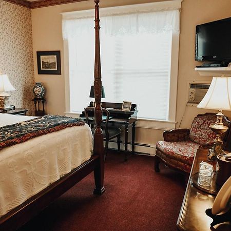 China Clipper Inn (Adults Only) Юрей Екстериор снимка