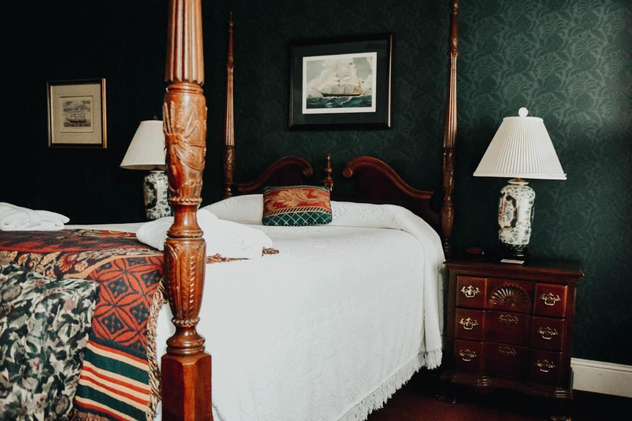 China Clipper Inn (Adults Only) Юрей Екстериор снимка