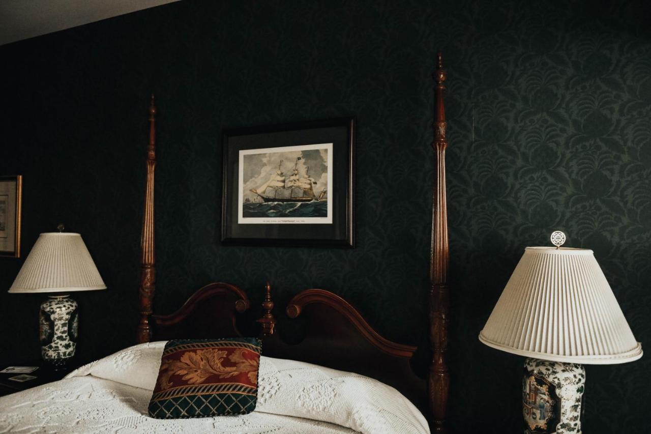 China Clipper Inn (Adults Only) Юрей Екстериор снимка