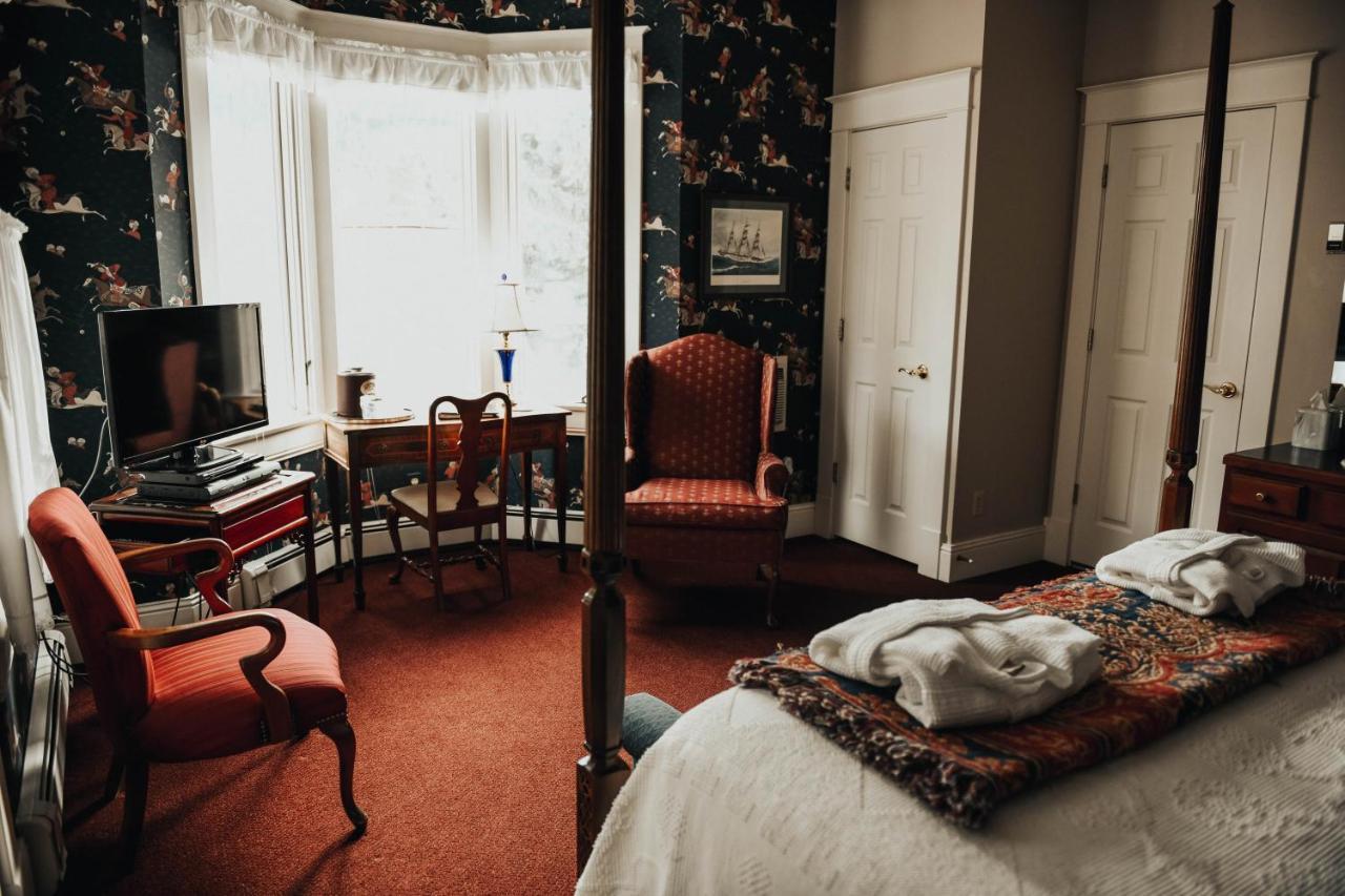 China Clipper Inn (Adults Only) Юрей Екстериор снимка