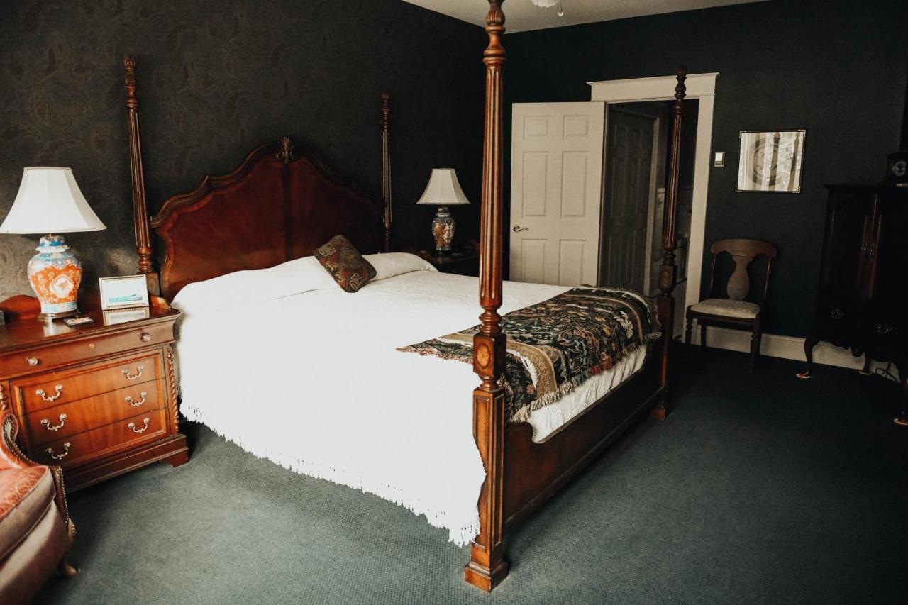 China Clipper Inn (Adults Only) Юрей Екстериор снимка