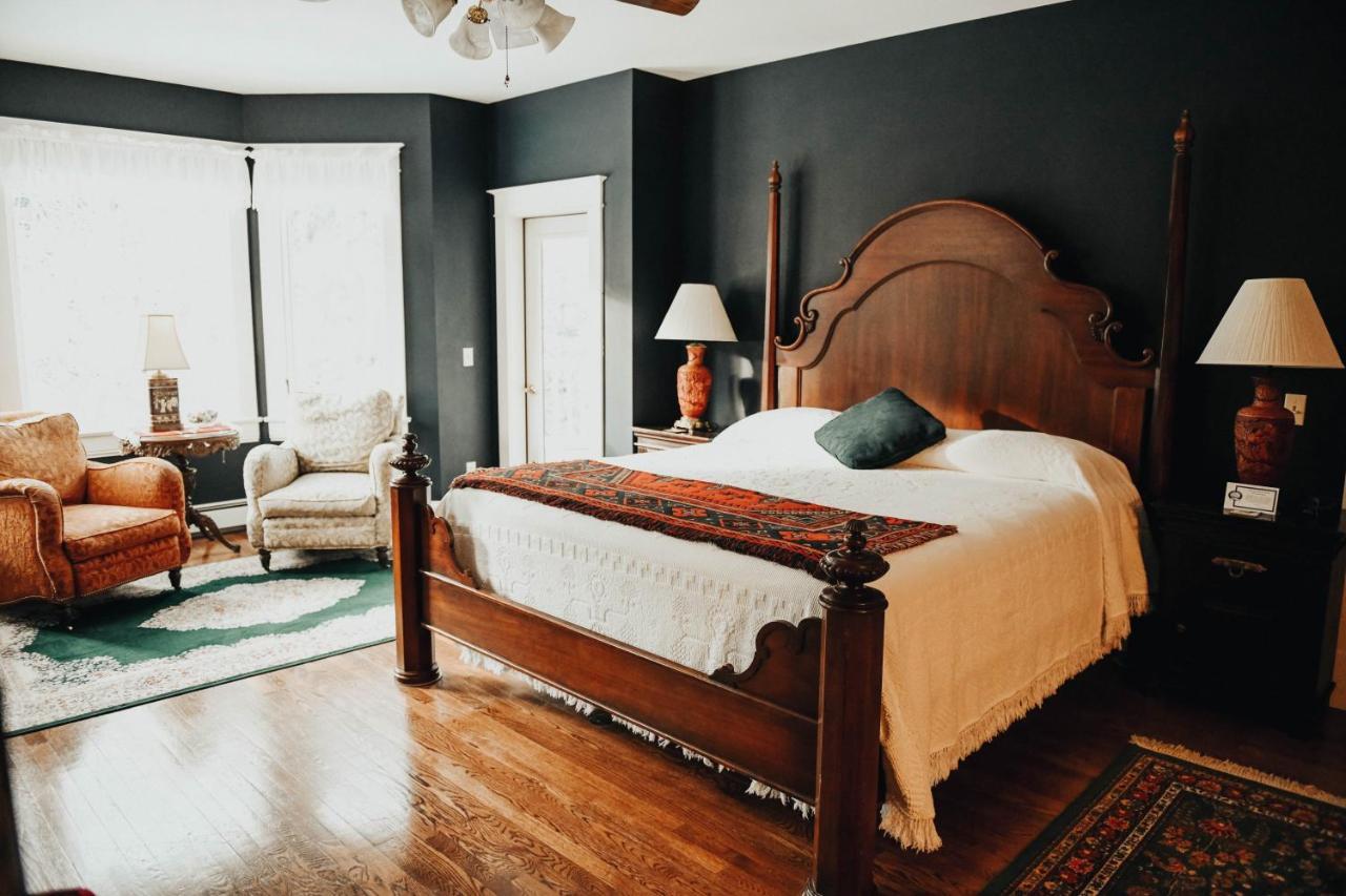 China Clipper Inn (Adults Only) Юрей Екстериор снимка