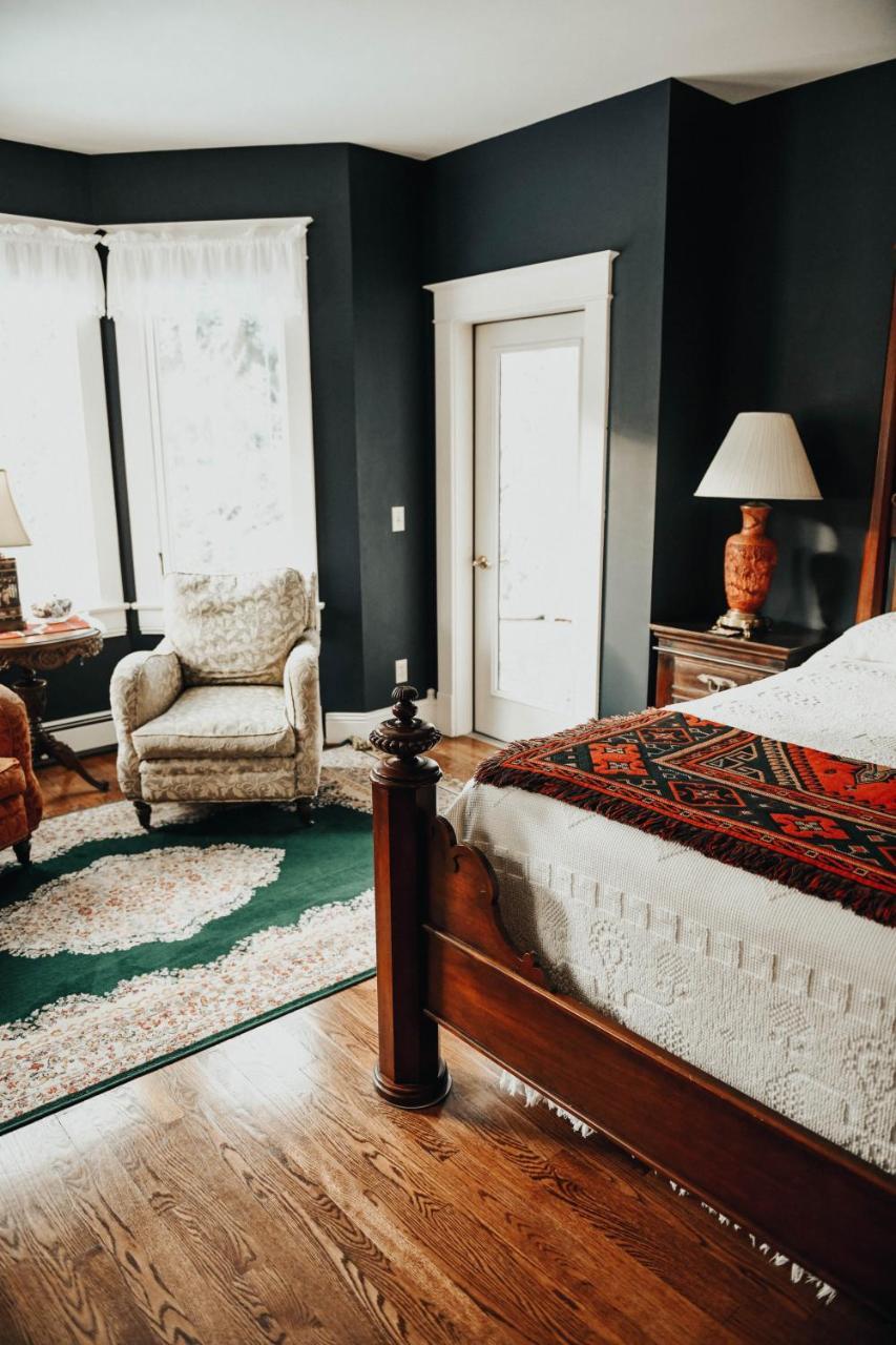 China Clipper Inn (Adults Only) Юрей Екстериор снимка