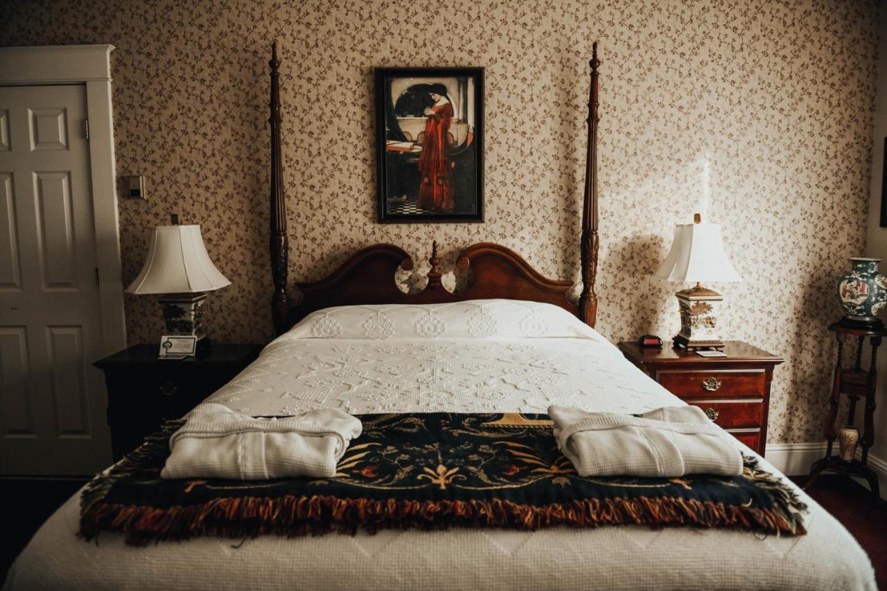 China Clipper Inn (Adults Only) Юрей Екстериор снимка