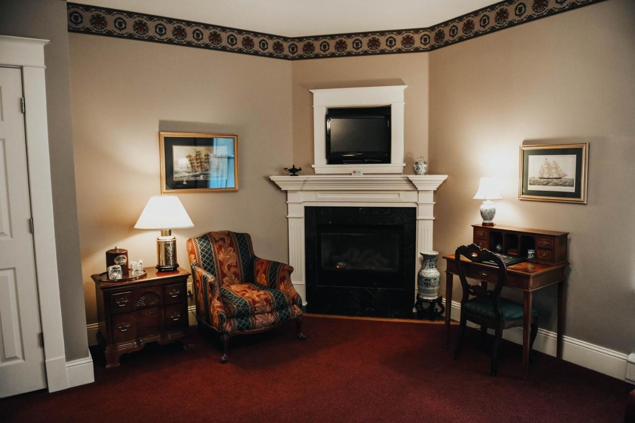China Clipper Inn (Adults Only) Юрей Екстериор снимка