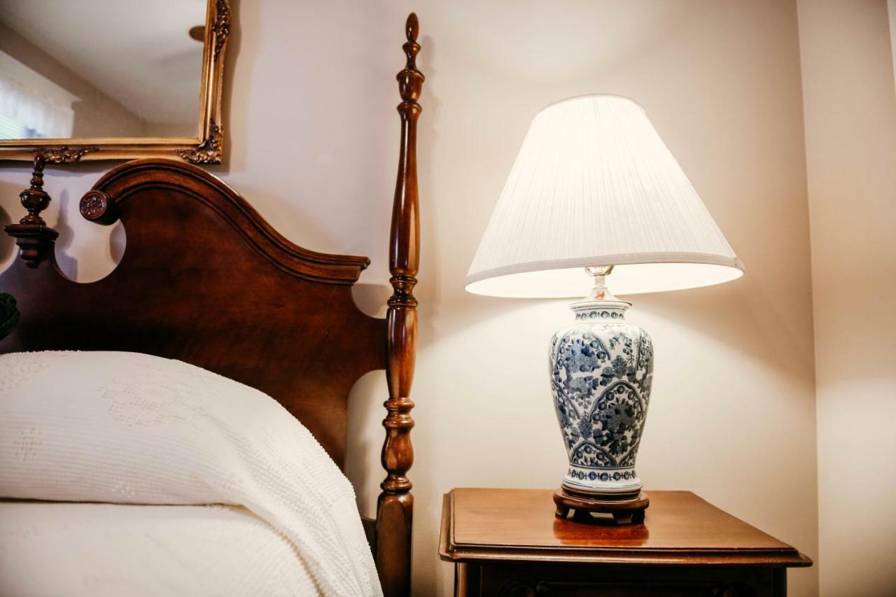 China Clipper Inn (Adults Only) Юрей Екстериор снимка